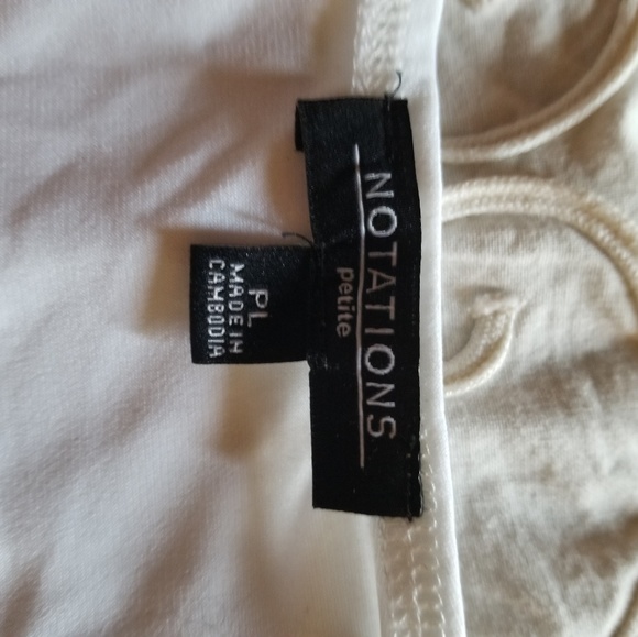 Button up - Picture 2 of 2